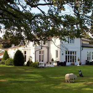 https://hallmark-chester.hotelsin-chester.com